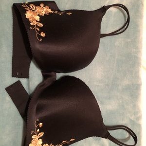 Victoria secret bra